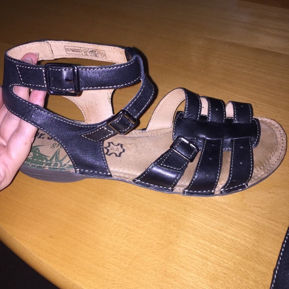 Womens leather sandals size 12